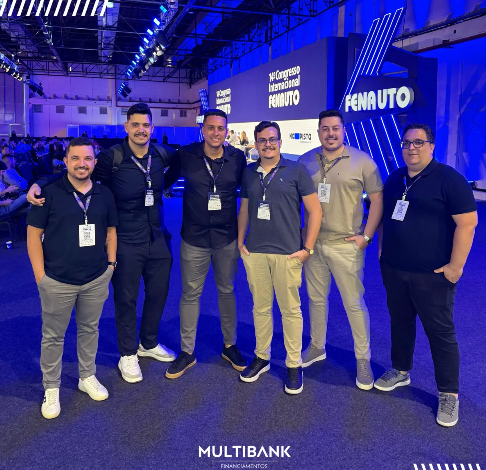 Equipe Multibank reunida no Congresso Internacional Fenauto